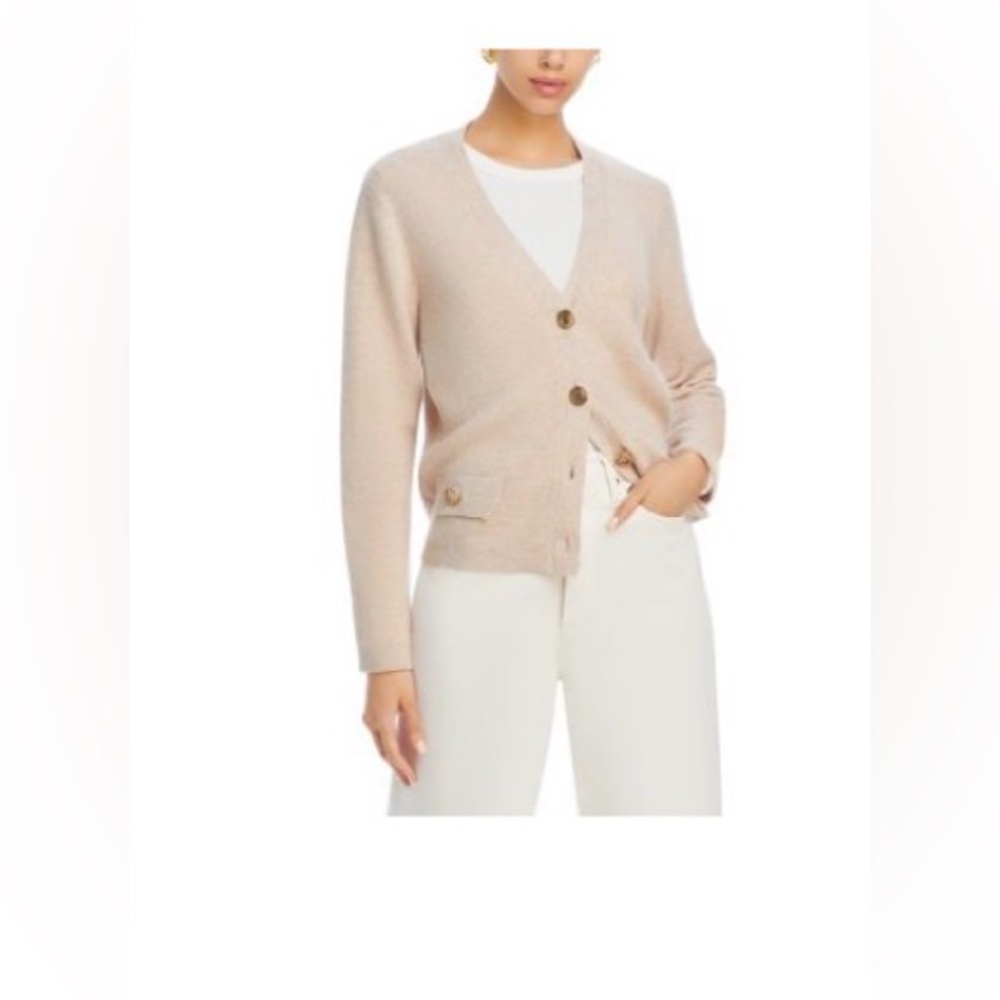 C By Bloomingdale’s Cashmere V neck cardigan || XL